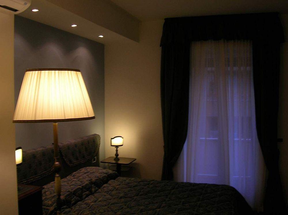 Il Rosso E Il Blu Hotell Rom Exteriör bild