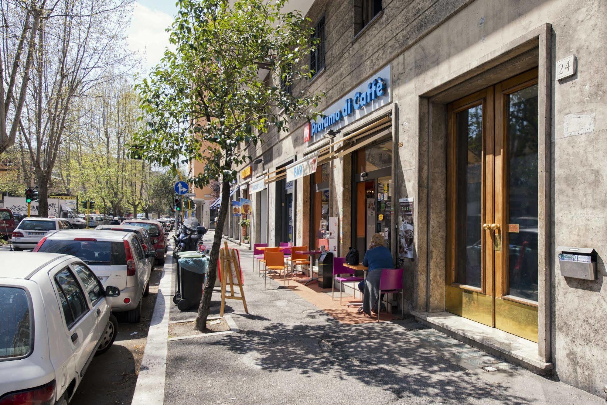 Il Rosso E Il Blu Hotell Rom Exteriör bild