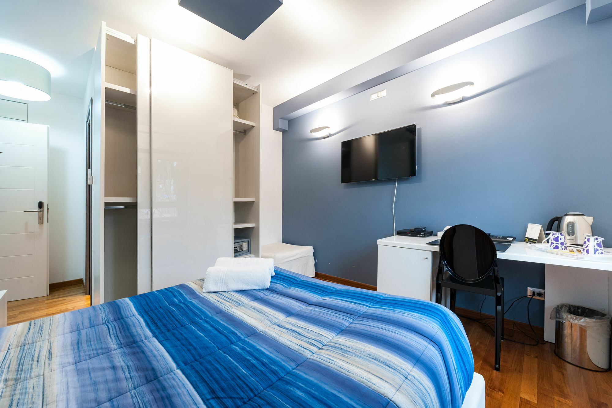 Il Rosso E Il Blu Hotell Rom Exteriör bild